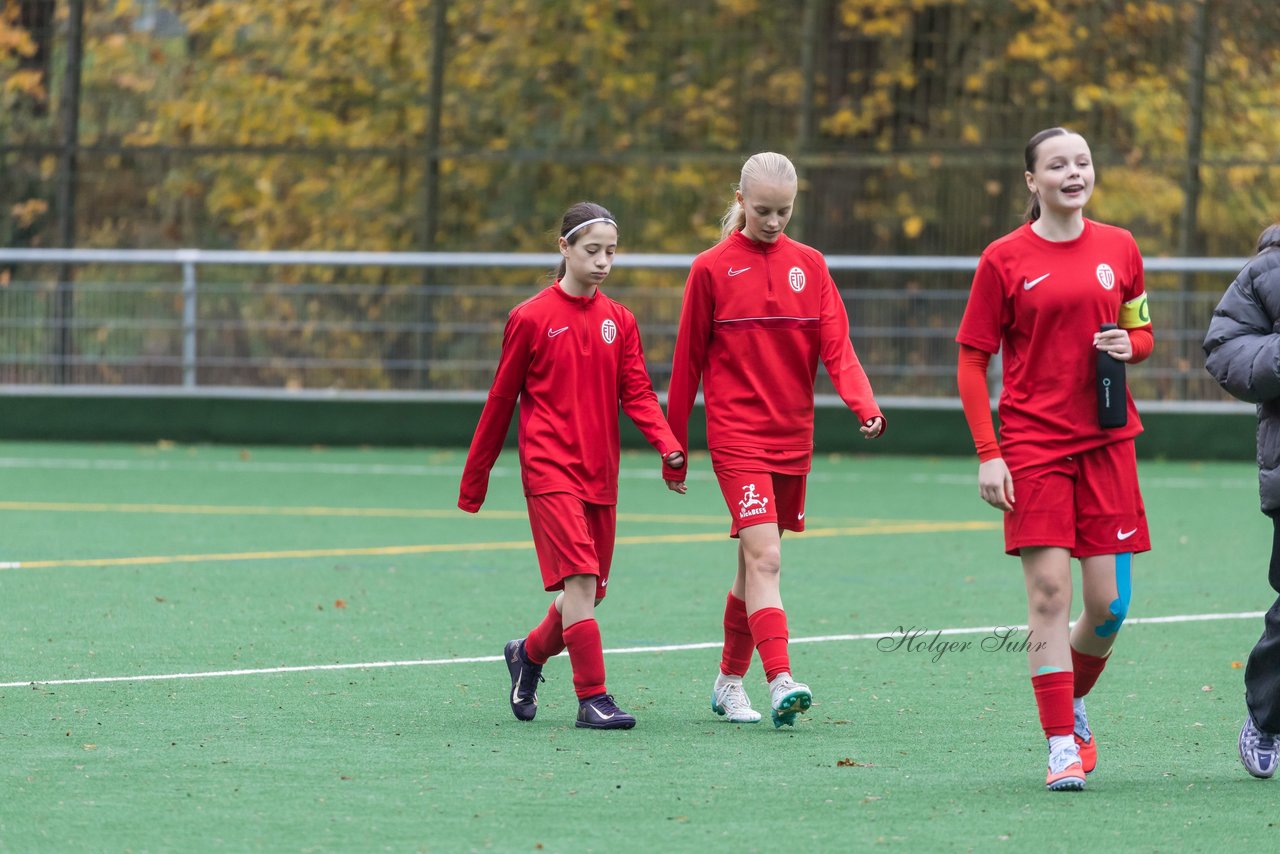 Bild 109 - wCJ VfL Pinneberg - Eimsbuettler TV : Ergebnis: 0:3